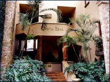 SUITES DEL REAL